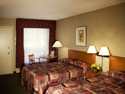Lodge Marmot Jasper